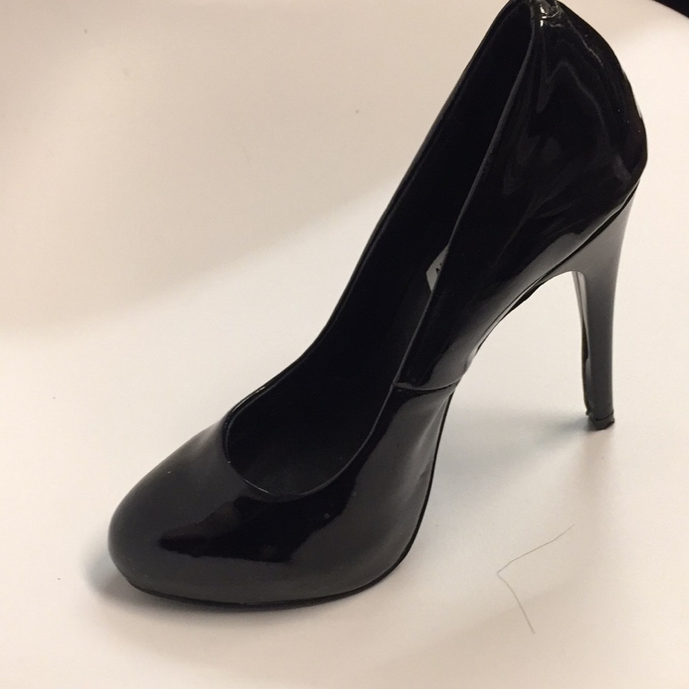 Steve Madden Patent Heels